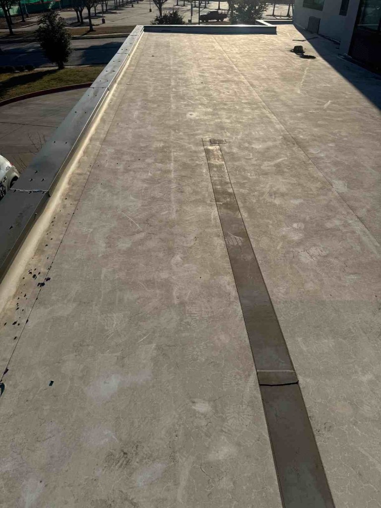 Blueth LLC commercial roofing in Grand Prairie & DFW